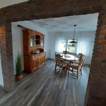 Zum Hochstein * Ettringen (Rhineland-Palatinate)